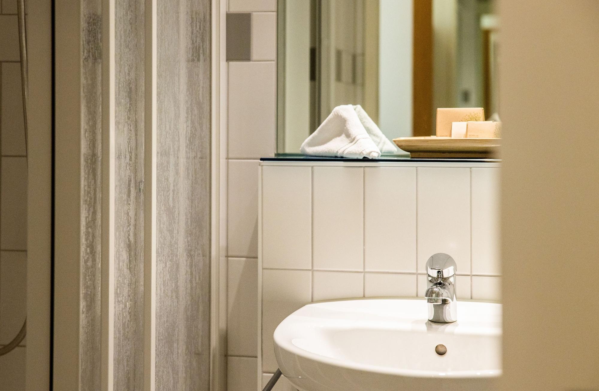 Odelya - Stadthotel Im Park 3* Basel